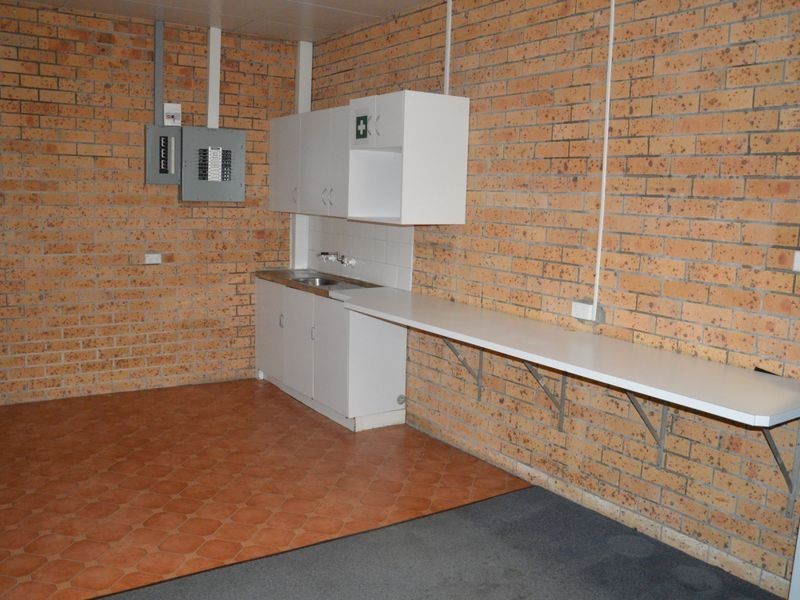 8/65 John Street, Singleton NSW 2330