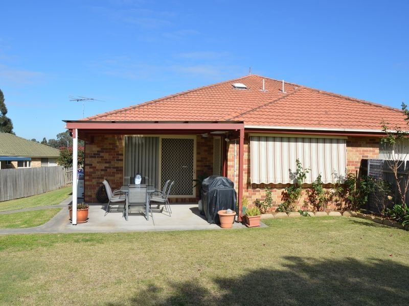 6b Cox Place, Singleton NSW 2330