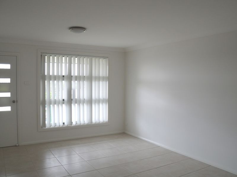 2/141 McMahon Way, Singleton NSW 2330