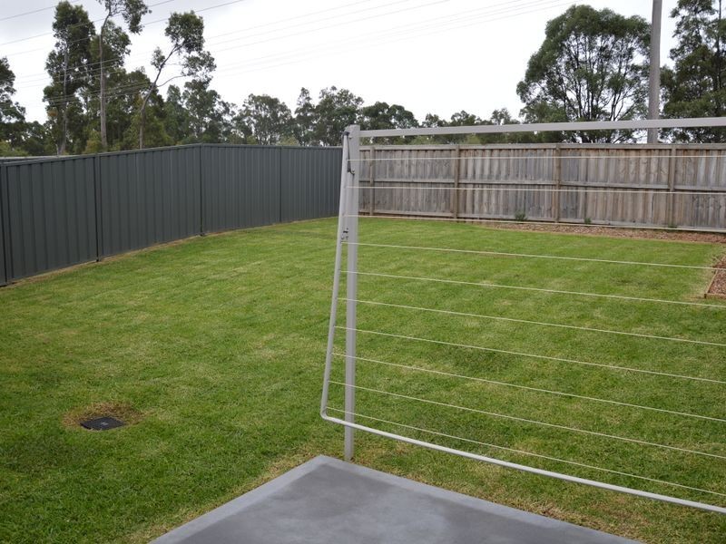 2/141 McMahon Way, Singleton NSW 2330