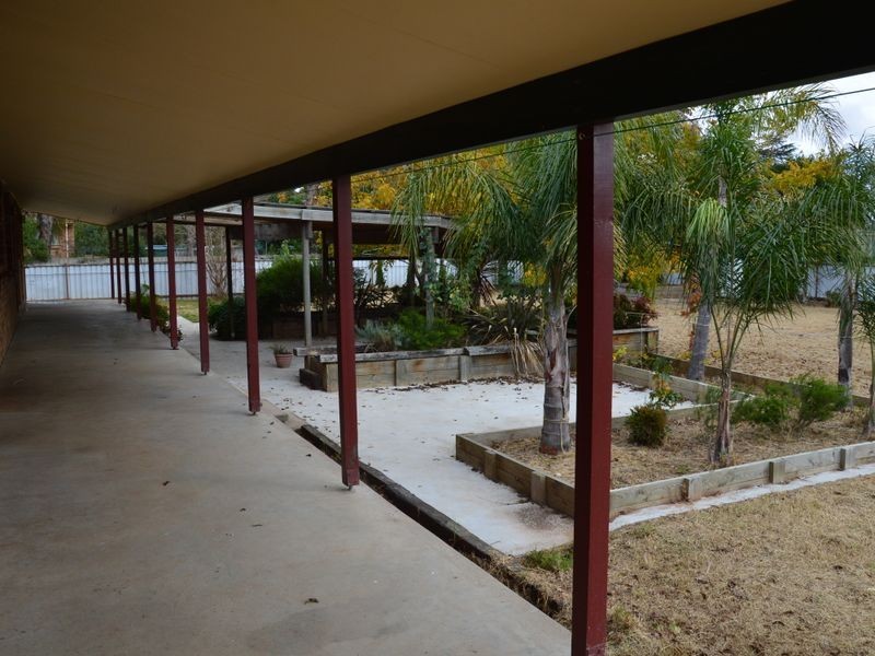 17 Archer Street, Broke NSW 2330