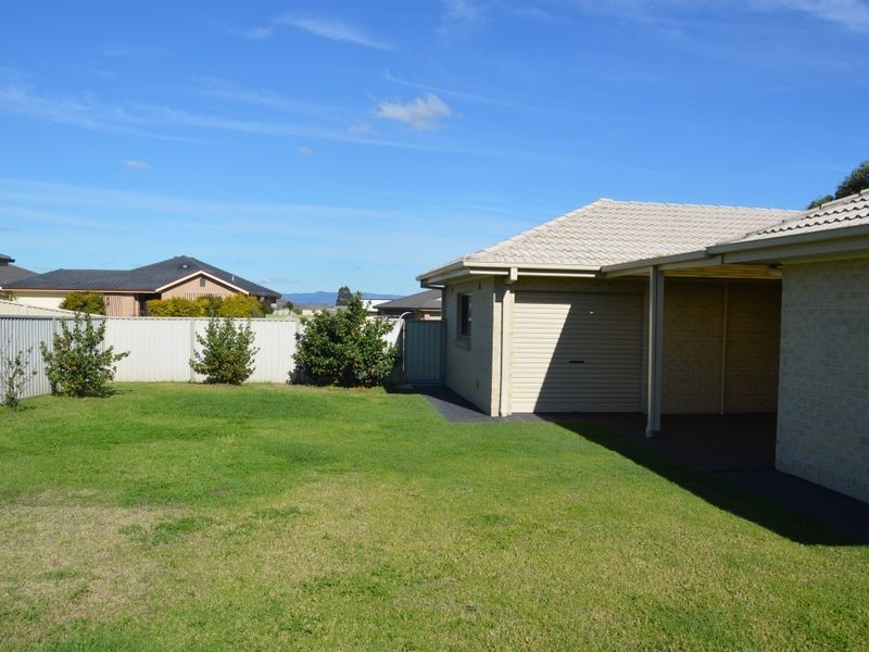 66 Casey Drive, Singleton NSW 2330