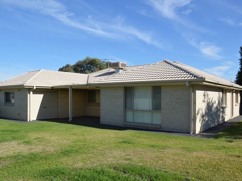 66 Casey Drive, Singleton NSW 2330