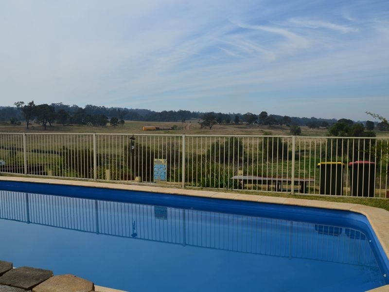3A Vickers Close, Singleton NSW 2330