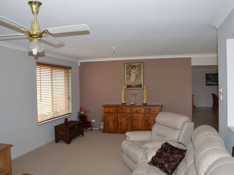 3A Vickers Close, Singleton NSW 2330