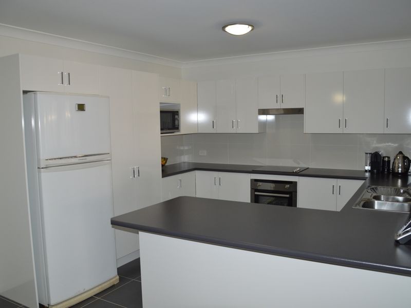 2/153 McMahon Way, Singleton NSW 2330