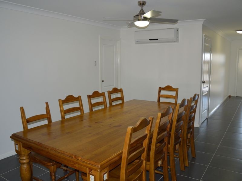 2/153 McMahon Way, Singleton NSW 2330