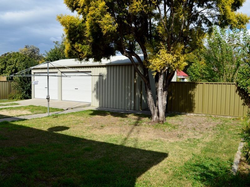 17 Macquarie Street, Singleton NSW 2330