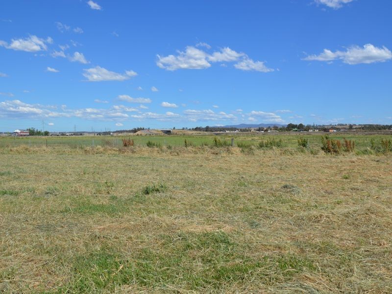 4 New England Highway, Singleton NSW 2330