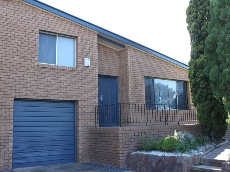 6 Woodward Avenue, Singleton NSW 2330