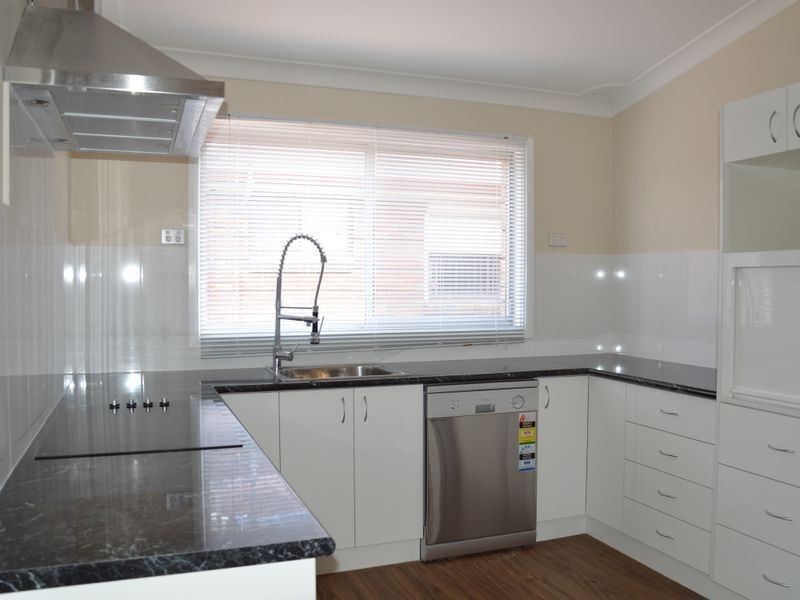 6 Woodward Avenue, Singleton NSW 2330