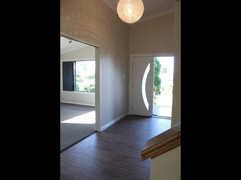 6 Woodward Avenue, Singleton NSW 2330