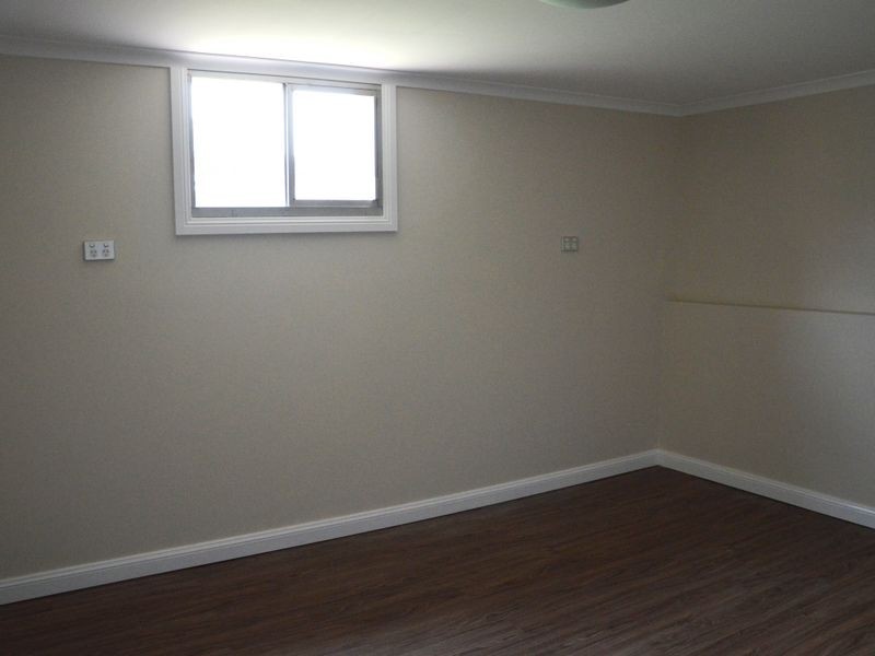 6 Woodward Avenue, Singleton NSW 2330