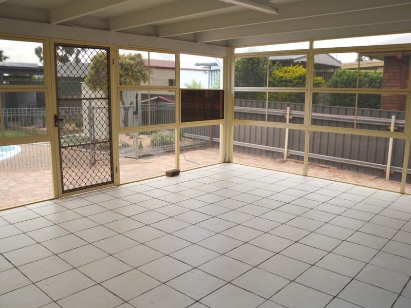 6 Woodward Avenue, Singleton NSW 2330