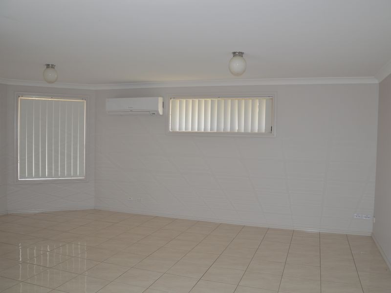 2/40 Pioneer Road, Singleton NSW 2330