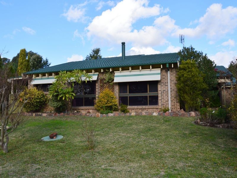 2 Riddles Road, Singleton NSW 2330