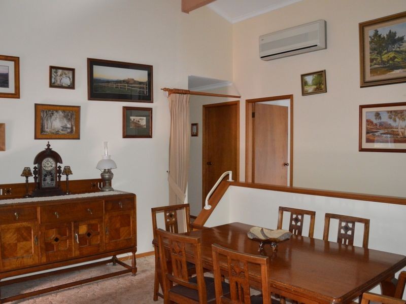 2 Riddles Road, Singleton NSW 2330