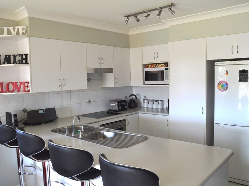 8 North Close, Singleton NSW 2330