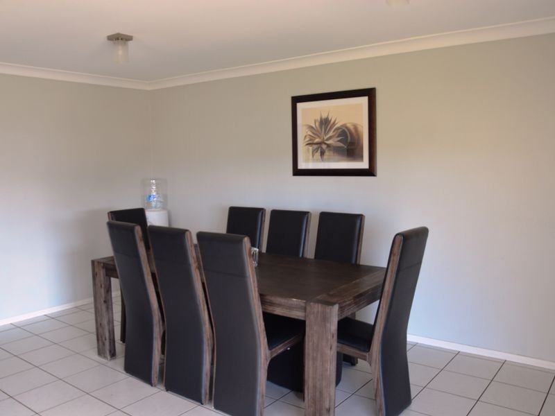 8 North Close, Singleton NSW 2330