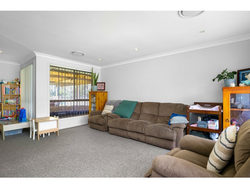11 Allen Court, Singleton NSW 2330