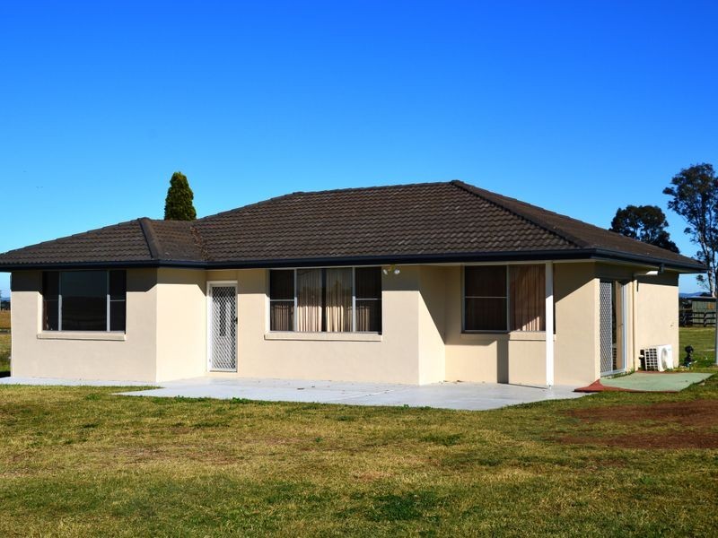366 Roughit Lane, Singleton NSW 2330