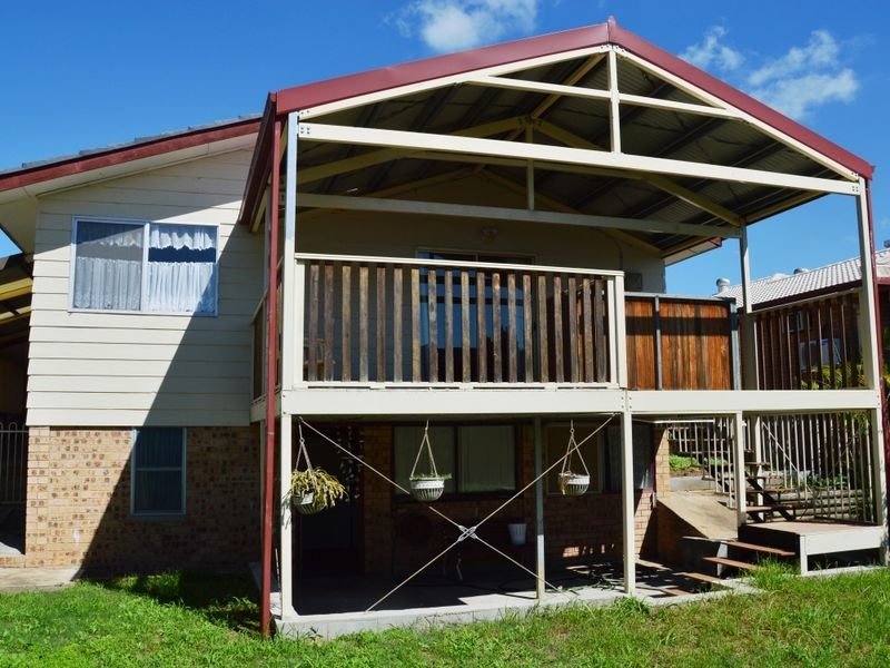 9 James Cook Avenue, Singleton NSW 2330