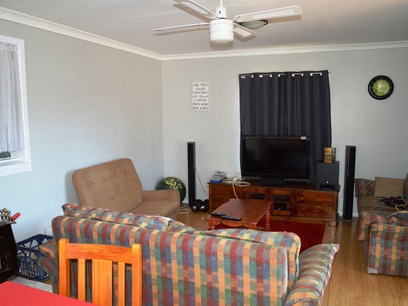9 James Cook Avenue, Singleton NSW 2330