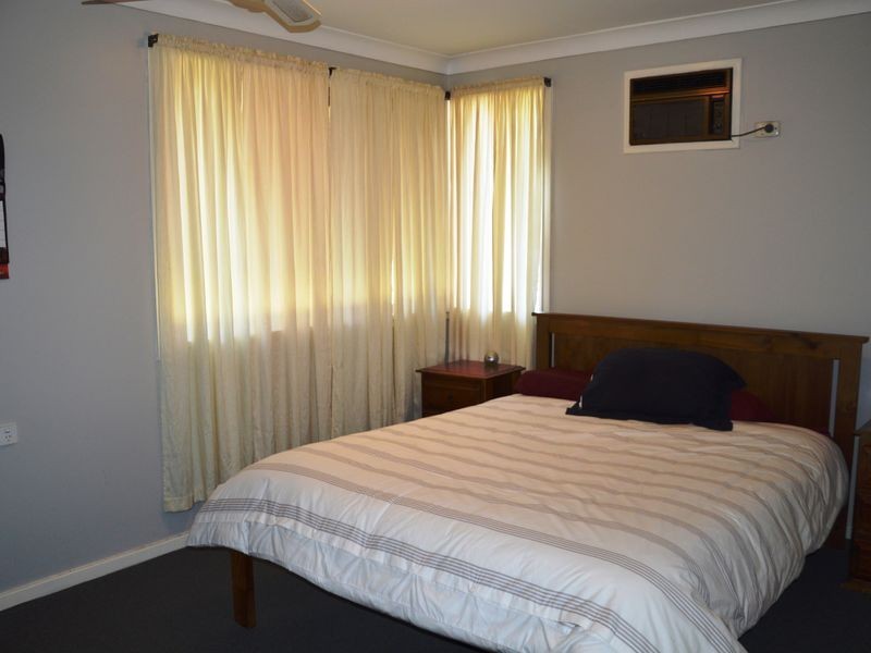 9 James Cook Avenue, Singleton NSW 2330
