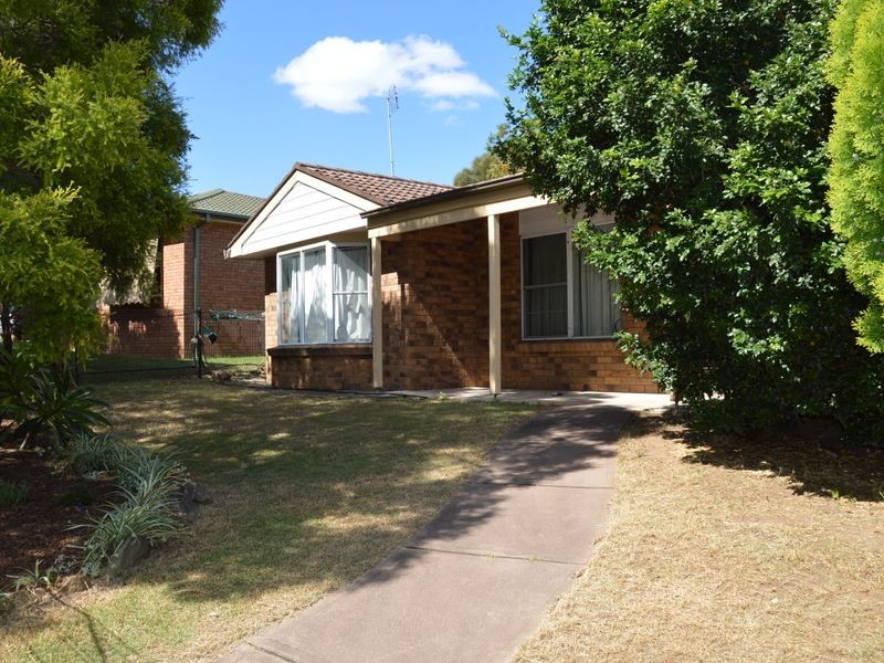 1 Forest Avenue, Singleton NSW 2330