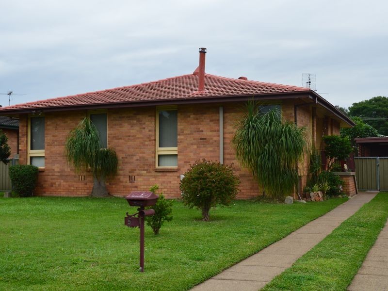 8 Waterhouse Avenue, Singleton NSW 2330