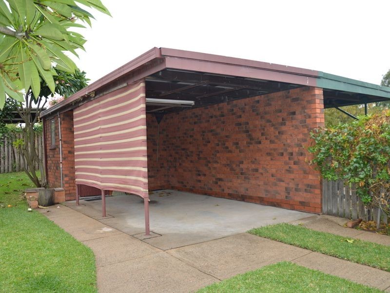 8 Waterhouse Avenue, Singleton NSW 2330