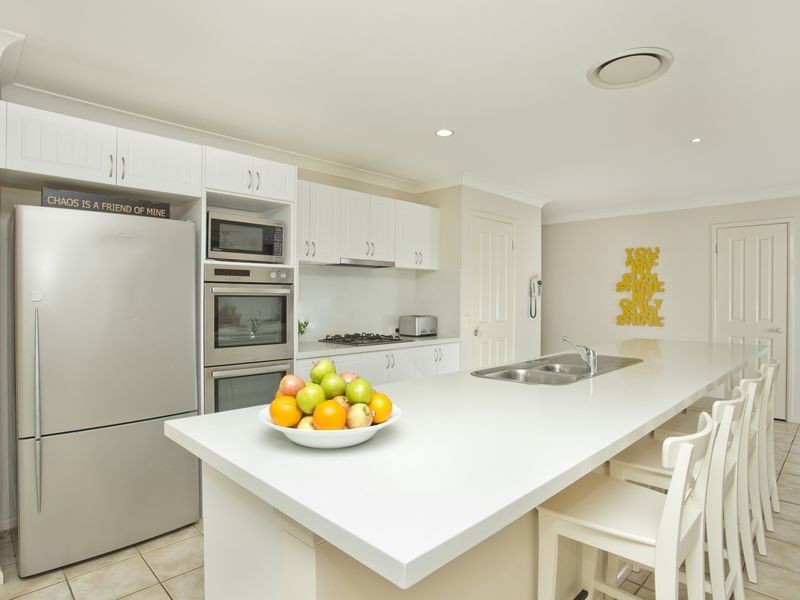 4 Rhodes Place, Singleton NSW 2330