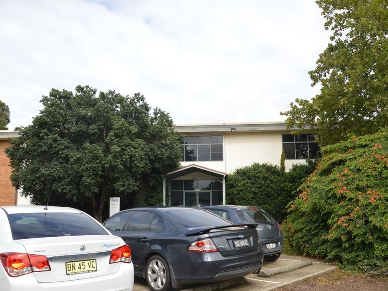 16 Cambridge Street, Singleton NSW 2330