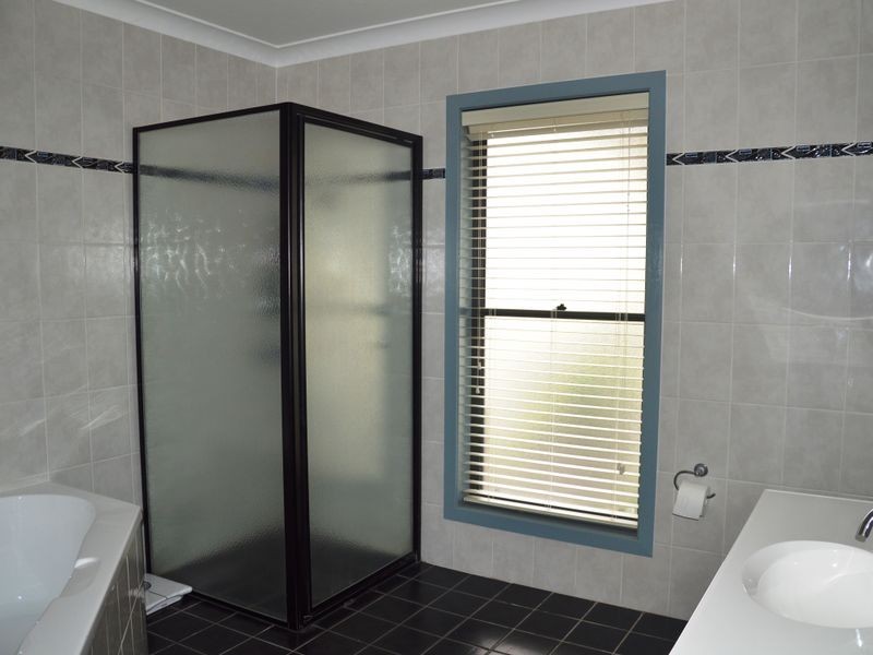 1 Martinview Court, Singleton NSW 2330