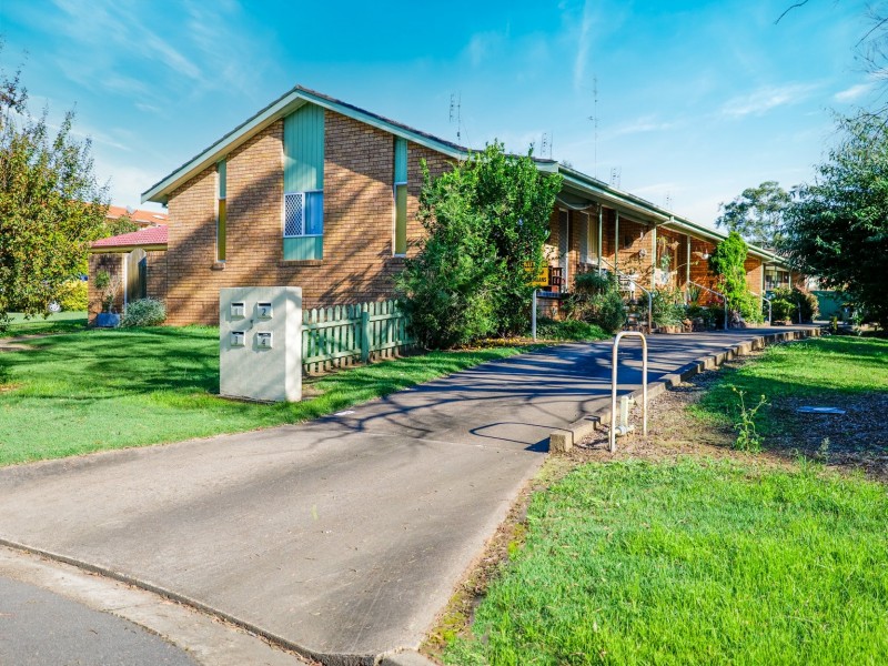 3/5 Dunlop Close, Singleton NSW 2330