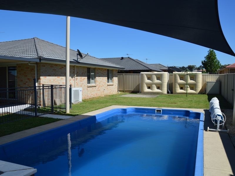 94 Casey Drive, Singleton NSW 2330