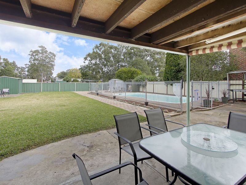 13 Greenwood Avenue, Singleton NSW 2330