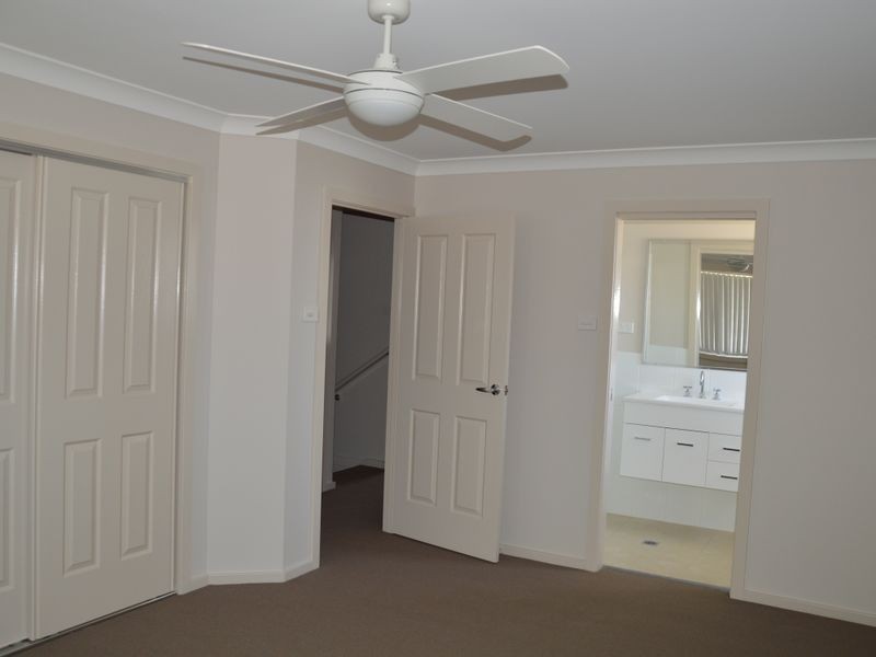 2/3 Pioneer Road, Singleton NSW 2330