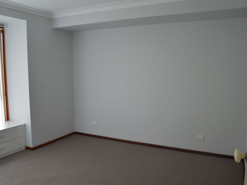 22 James Cook Avenue, Singleton NSW 2330