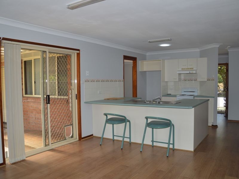 22 James Cook Avenue, Singleton NSW 2330