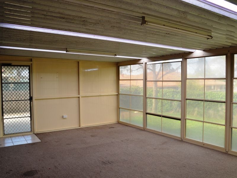 3 Hallett Place, Singleton NSW 2330