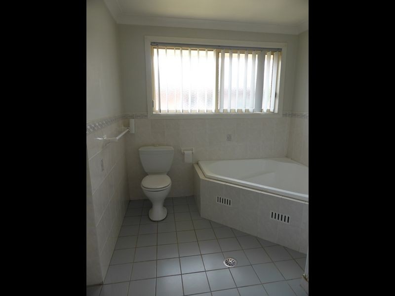 9 Allen Court, Singleton NSW 2330