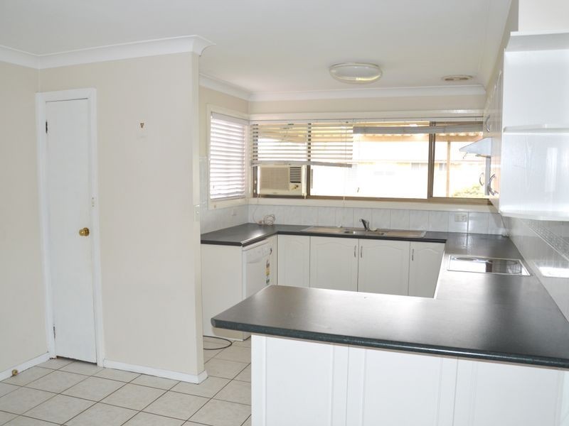 12 Andrew Street, Singleton NSW 2330