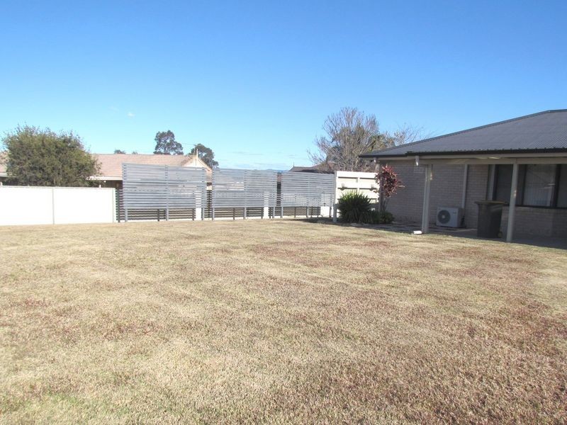 8 Nelson Drive, Singleton NSW 2330