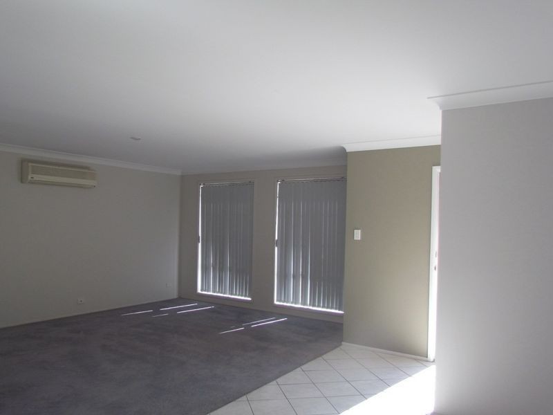 8 Nelson Drive, Singleton NSW 2330