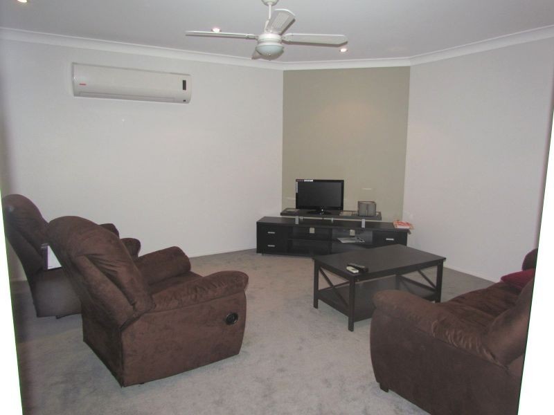 8 Nelson Drive, Singleton NSW 2330