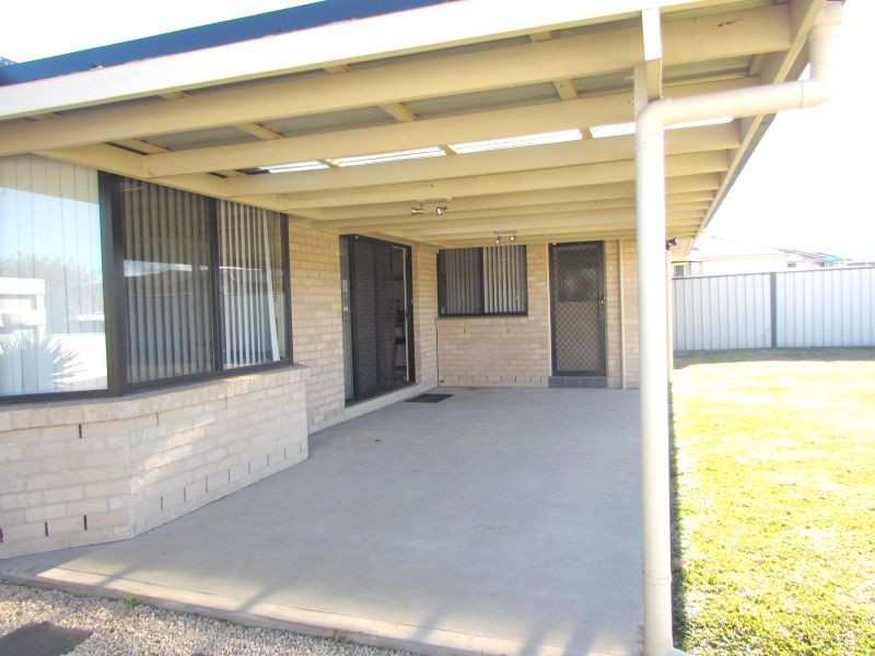 8 Nelson Drive, Singleton NSW 2330