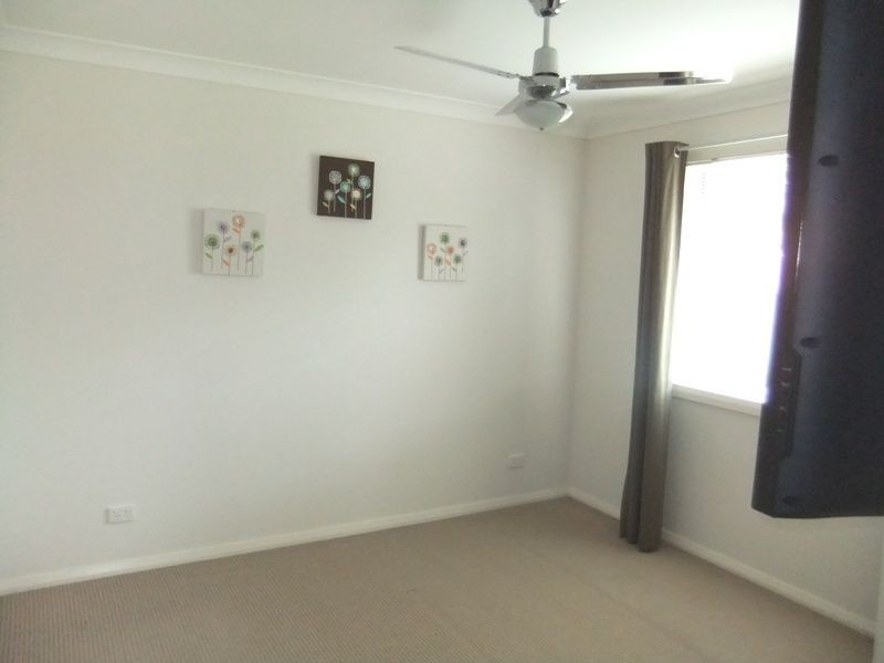 4 Allsop Place, Singleton NSW 2330