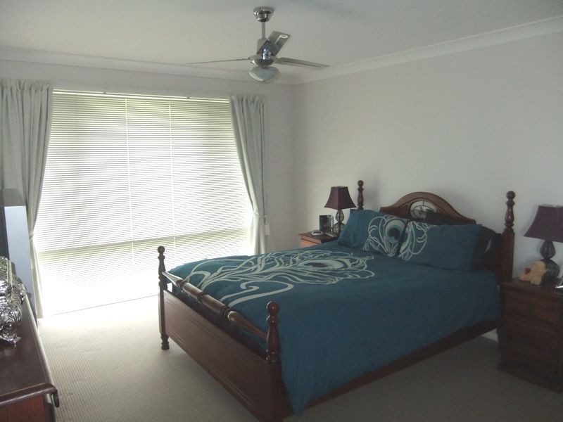 4 Allsop Place, Singleton NSW 2330