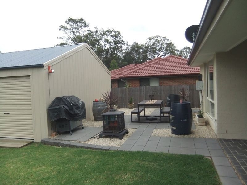 4 Allsop Place, Singleton NSW 2330